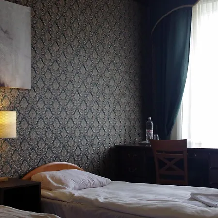 Villand With Free Private Parking And Self Check In Konukevi Riga